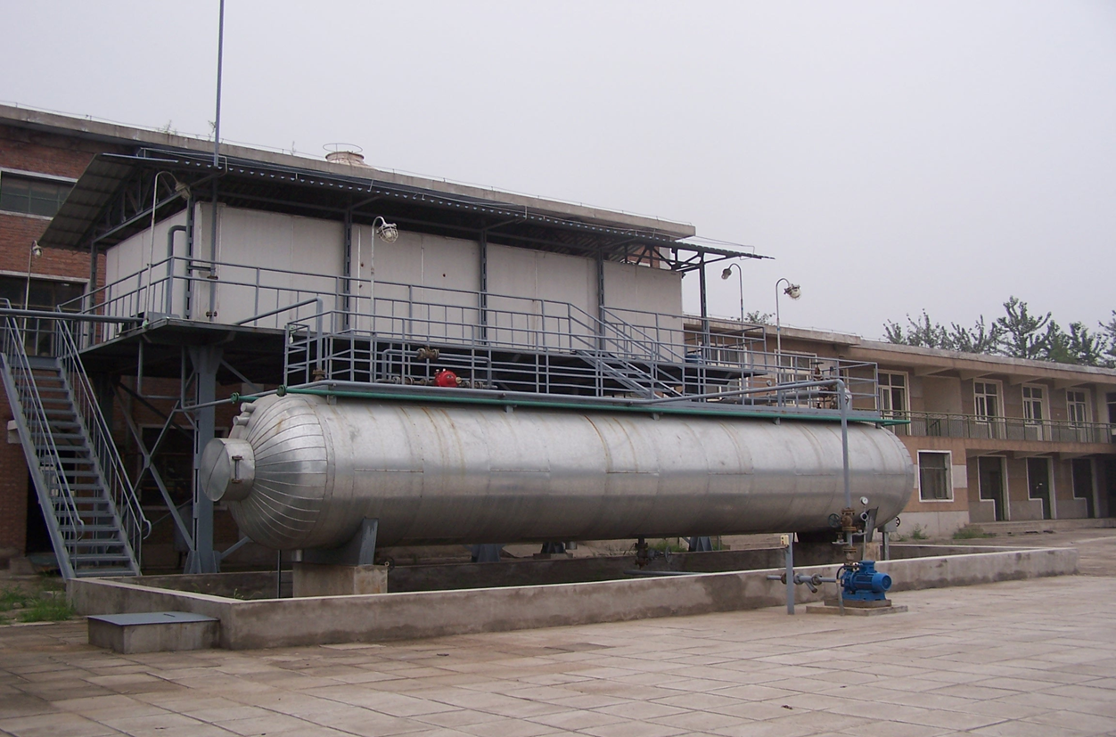 Vapor recovery on the loading platform of the oil storages